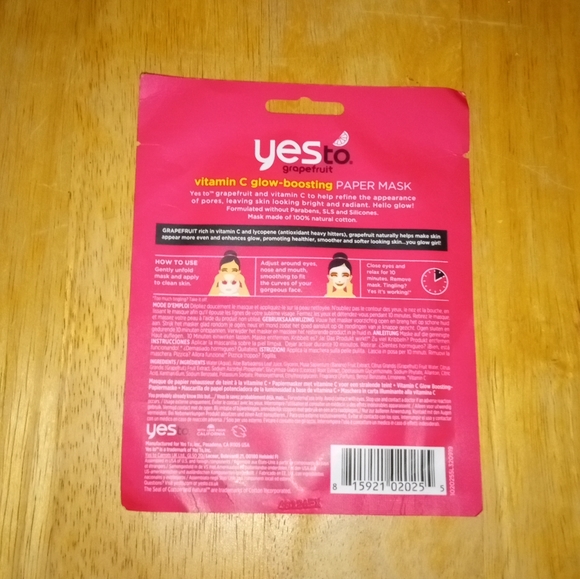 Yes To Grapefruit Brightening Vitamin C Glow Boosting Paper Face Mask. 5/$25 - Picture 2 of 2